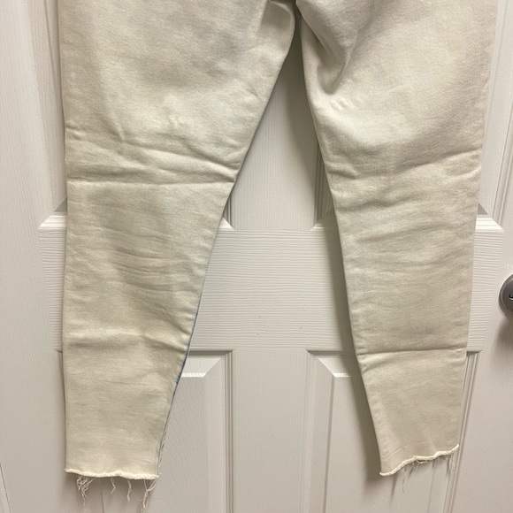 MOTHER Looker Ankle Fray in Out of the Box - Picture 9 of 12